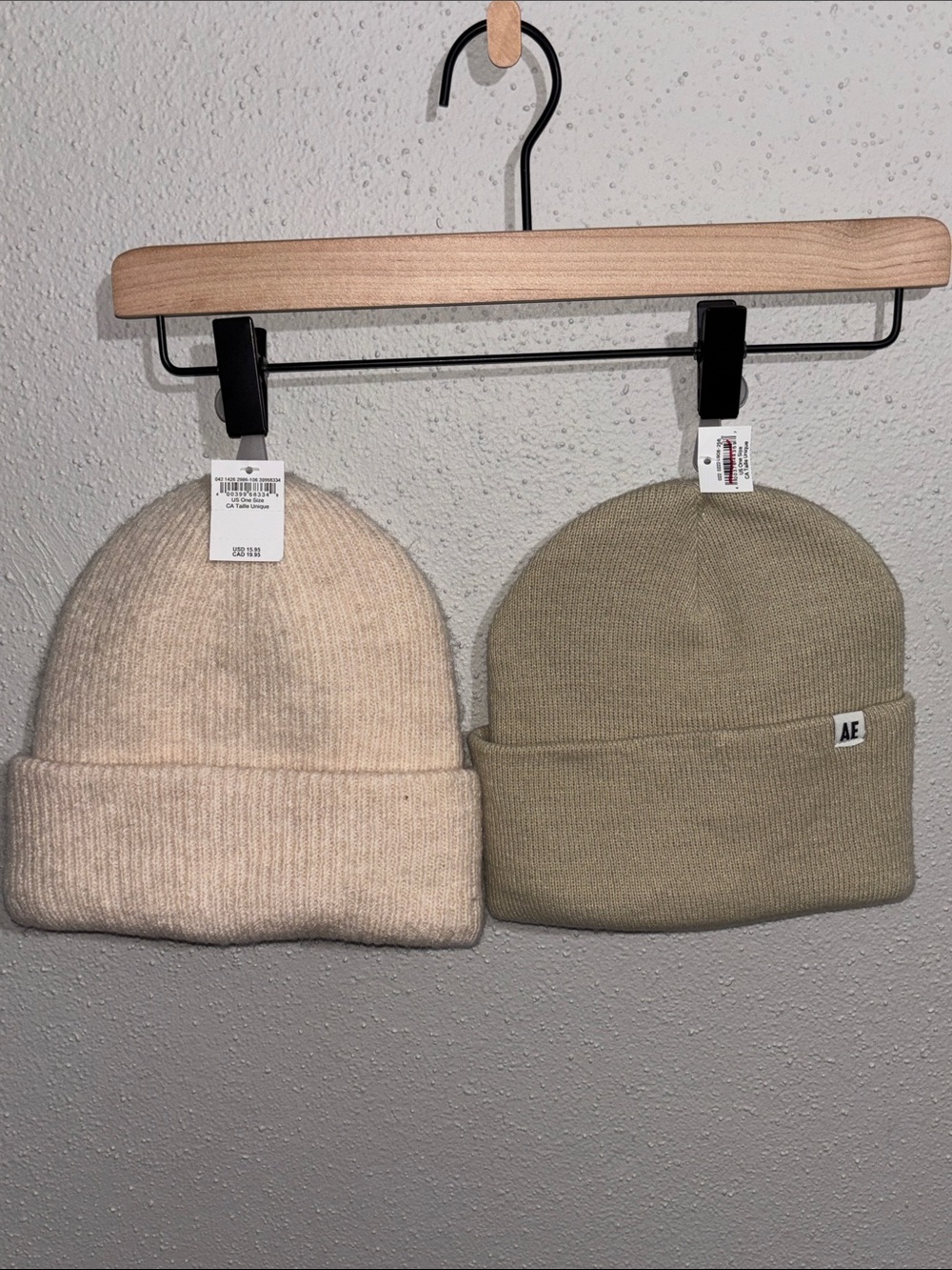 American Eagle Outfitters Cuffed Knit Beanies bundle (One Size)